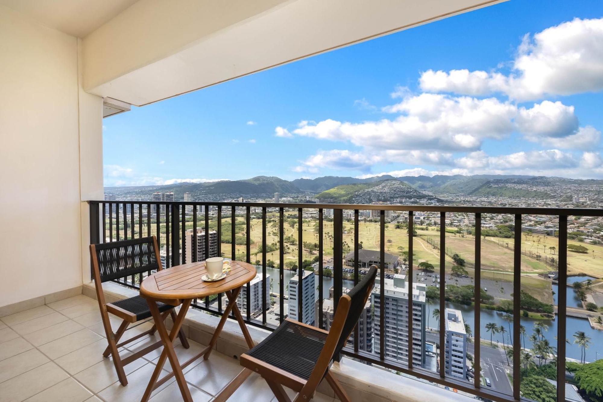 Escape To Mountain View Condo,near With Parking